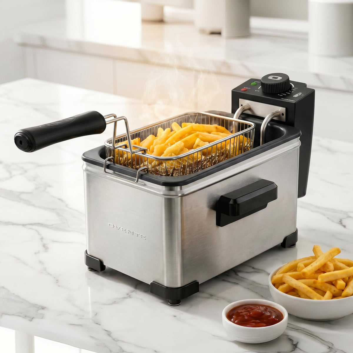 Electric Deep Fryer, 2L Capacity, 1500W, Silver Y255